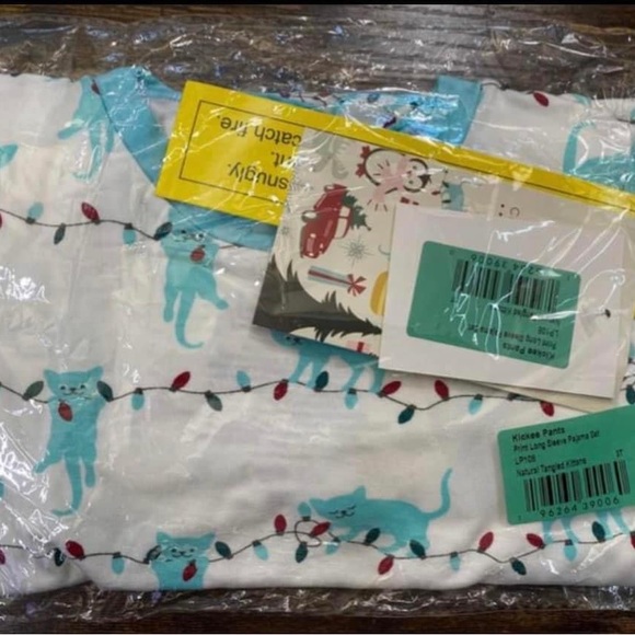NWT 3T KicKee Pants Long Sleeve Pajama Set in Natural Tangled Kitten Print - Picture 2 of 2